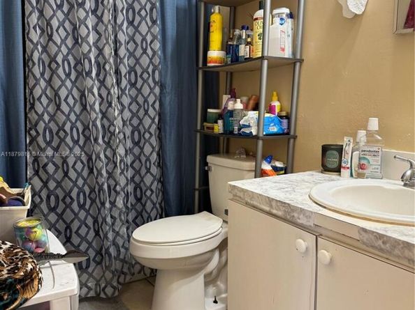 28210 SW 143rd Ct, Homestead FL 33033