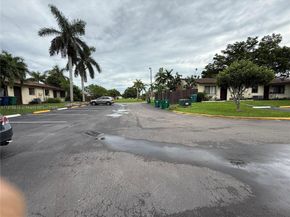 28210 SW 143rd Ct, Homestead FL 33033