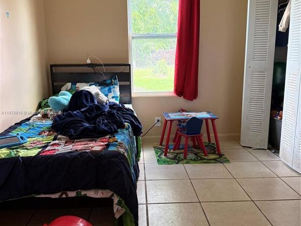 28210 SW 143rd Ct, Homestead FL 33033