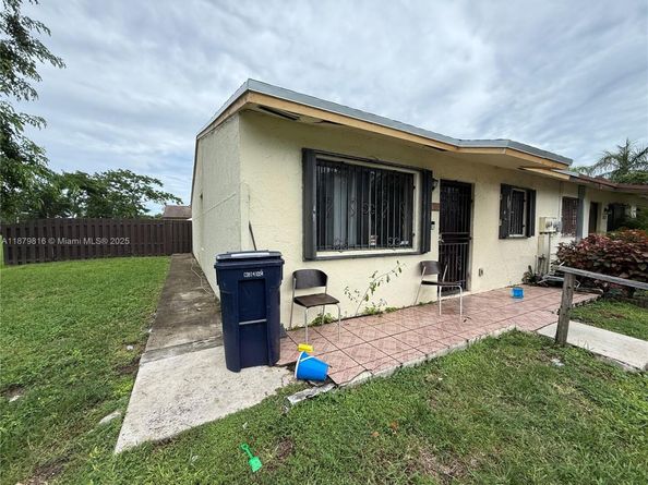 28210 SW 143rd Ct, Homestead FL 33033