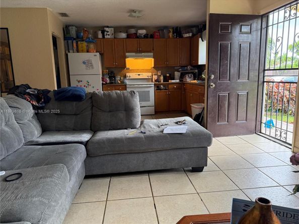 28210 SW 143rd Ct, Homestead FL 33033