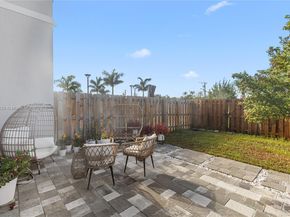 12022 NW 46th St, Coral Springs FL 33076