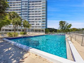 7441 Wayne Ave 11F, Miami Beach FL 33141