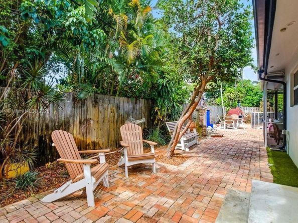 1708 NE 47th St, Oakland Park FL 33334