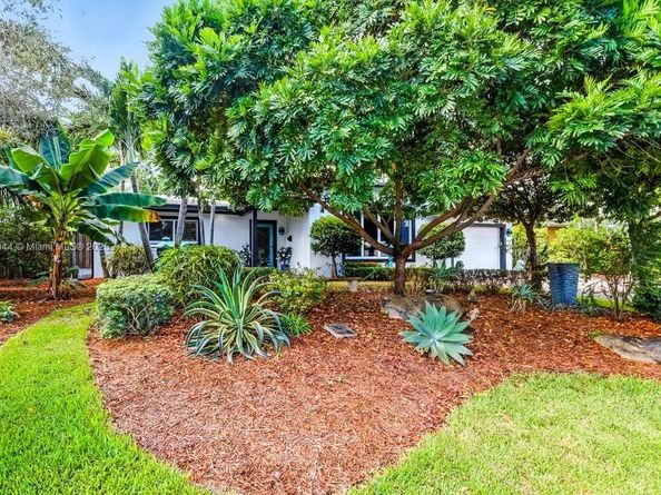 1708 NE 47th St, Oakland Park FL 33334