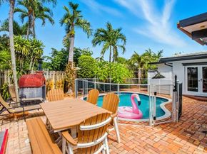 1708 NE 47th St, Oakland Park FL 33334