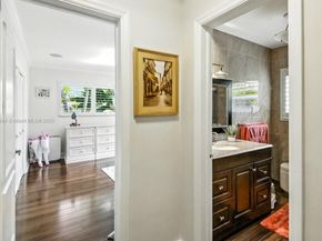 1708 NE 47th St, Oakland Park FL 33334