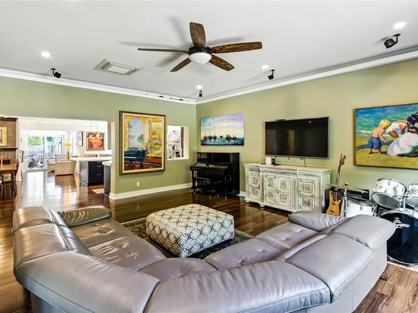 1708 NE 47th St, Oakland Park FL 33334