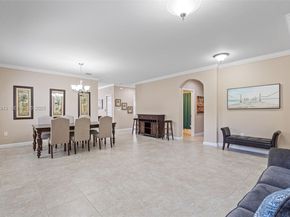 15154 SW 118th St, Miami FL 33196