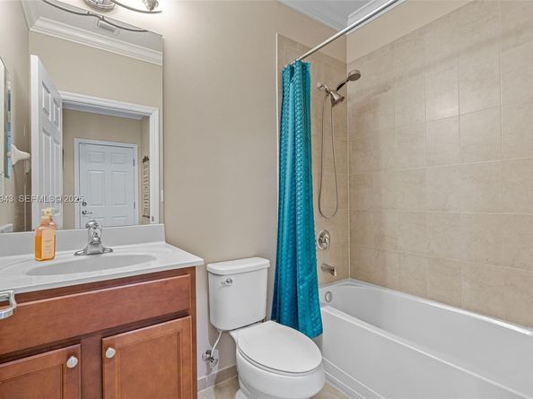 15154 SW 118th St, Miami FL 33196