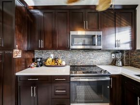 541 Blue Heron 205C, Hallandale Beach FL 33009