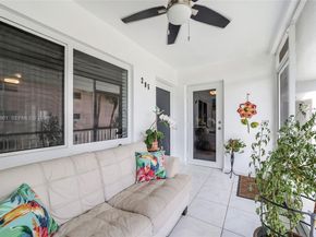 541 Blue Heron 205C, Hallandale Beach FL 33009