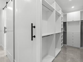 325 SW 16th St B, Fort Lauderdale FL 33315