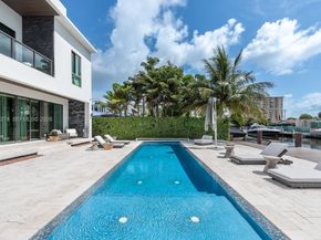 13145 Coronado Ln, North Miami FL 33181