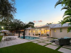 7222 SW 79th Ter, Miami FL 33143