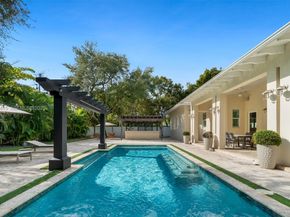 7222 SW 79th Ter, Miami FL 33143