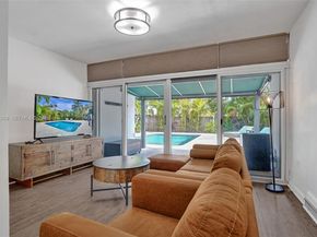 1116 Hollywood Blvd, Hollywood FL 33019
