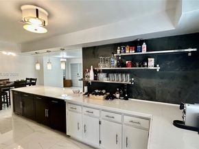 1116 Hollywood Blvd, Hollywood FL 33019