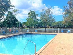3690 N 56th Ave 902, Hollywood FL 33021