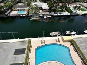 2020 NE 135th St 807, North Miami FL 33181