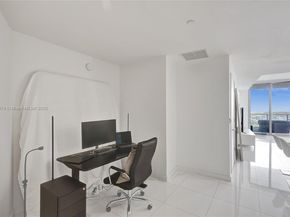 851 NE 1st Ave 3800, Miami FL 33132