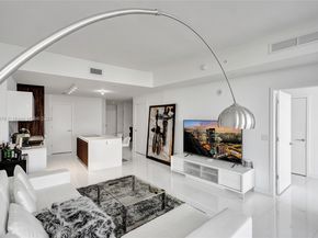 851 NE 1st Ave 3800, Miami FL 33132