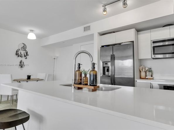 4250 Biscayne Blvd 1217, Miami FL 33137