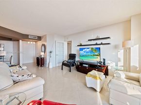 3598 Yacht Club Drive 1804, Aventura FL 33180