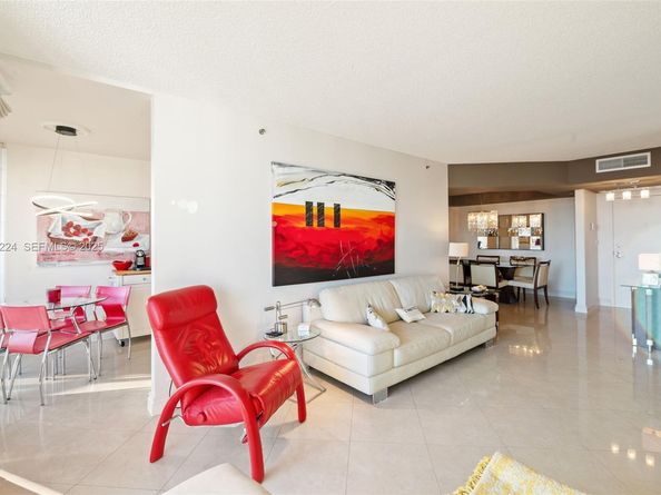 3598 Yacht Club Drive 1804, Aventura FL 33180