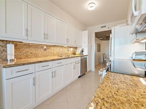 3598 Yacht Club Drive 1804, Aventura FL 33180