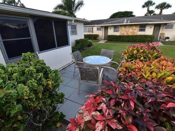 2765 E Emory Dr H, West Palm Beach FL 33415