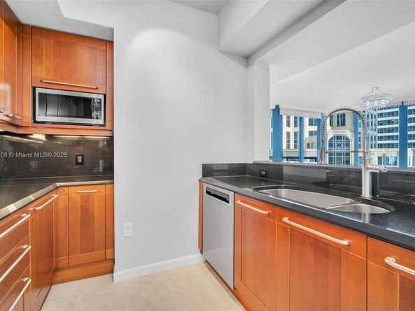 333 Las Olas Way 1208, Fort Lauderdale FL 33301