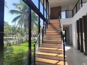 6250 SW 78th St, South Miami FL 33143