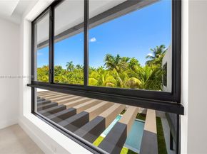 6250 SW 78th St, South Miami FL 33143