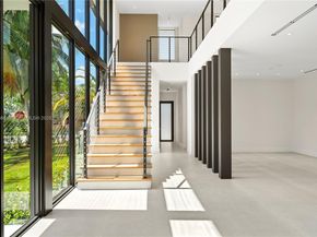 6250 SW 78th St, South Miami FL 33143