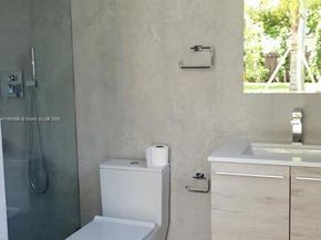 6250 SW 78th St, South Miami FL 33143