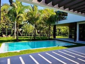 6250 SW 78th St, South Miami FL 33143