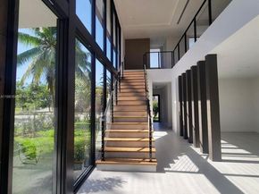 6250 SW 78th St, South Miami FL 33143