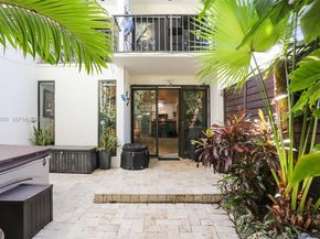 2593 Trapp Ave 3, Miami FL 33133