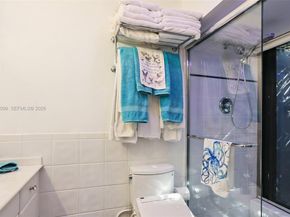 2593 Trapp Ave 3, Miami FL 33133