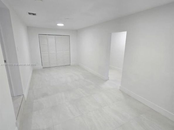 10730 SW 149th Ter, Miami FL 33176
