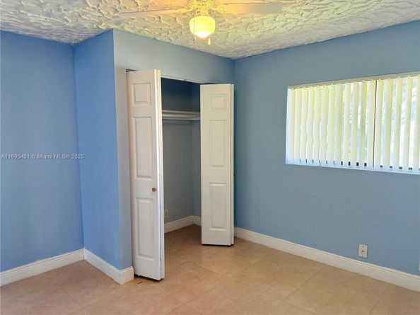 17254 NW 60th Ct, Hialeah FL 33015