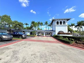 17254 NW 60th Ct, Hialeah FL 33015