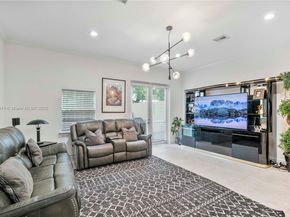 217 SW 11th St, Fort Lauderdale FL 33315