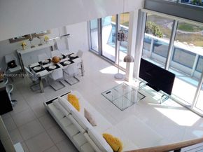 200 Biscayne Boulevard Way 906, Miami FL 33131