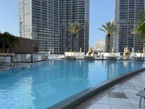 200 Biscayne Boulevard Way 906, Miami FL 33131