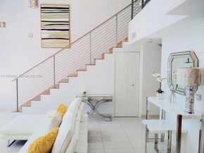 200 Biscayne Boulevard Way 906, Miami FL 33131