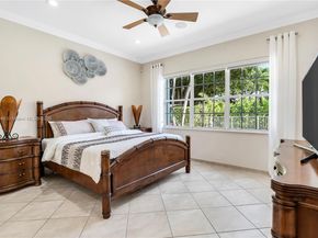 800 Lavender Cir, Weston FL 33327