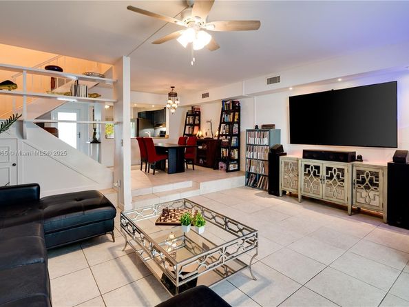 5292 SW 69th Pl, Miami FL 33155