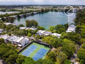 5292 SW 69th Pl, Miami FL 33155